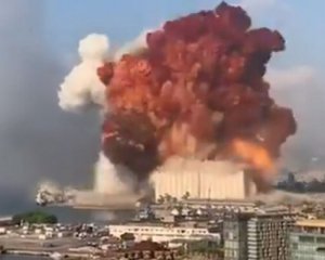 Взрыв в Бейруте: в Пентагоне заговорили о возможной атаке