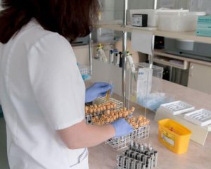 Украина установила новый рекорд по количеству больных коронавирусом