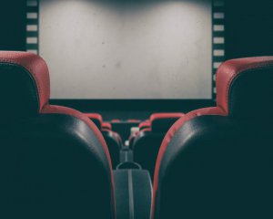 Продажі впали: кінотеатри скаржаться на малу кількість глядачів