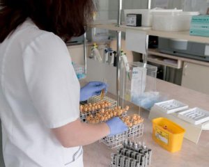 Плюс 1732: Украина завершает рабочую неделю с новым рекордом по коронавирусу