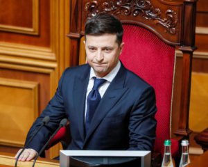 Зеленський просить парламент зібратися заради мінімалки