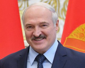 Лукашенко прибув на мітинг