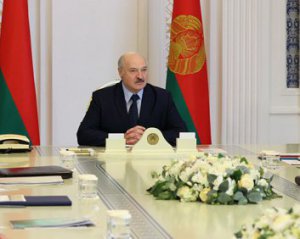 Лукашенка оголосили персоною нон ґрата в ЄС, а його поплічників внесли до чорного списку