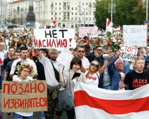 У Білорусі звільнили директора театру, який підтримав протестувальників