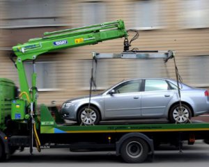 В столиці тестують сервіс повернення авто зі штрафмайданчиків