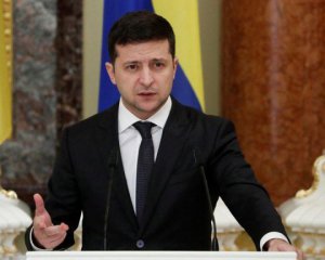 Зеленський розповів, коли чекати вакцину від коронавірусу