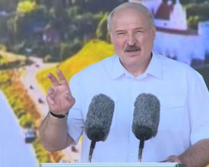 Лукашенко запевняє білорусів, що 60% фотографій з травмами протестуючих – постановочні кадри