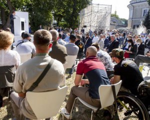 Зеленський пообіцяв підтримку ветеранському бізнесу