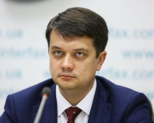 Дискусійне у формулюваннях - Разумков пояснив про визнання виборів у Білорусі