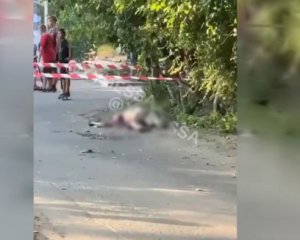 Біля дитячого будинку зарізали 2 чоловіків