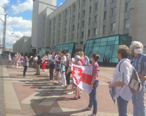 Протести у Білорусі: Затримано координатора страйкому БДУ