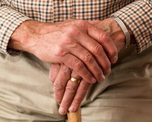 Пенсії для тих, кому за 75: обіцяють підвищити виплати