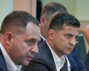 Зеленський хотів пропхати опитування про &quot;особливий статус&quot;. У Раді не дали - нардеп