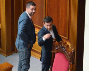 Зеленский шантажировал Раду роспуском - Лерос о своем исключении