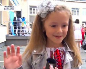 6-річна дівчинка з Трускавця стала зіркою інтернету
