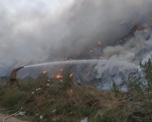 Власти Полтавы считает, что причина пожара на свалке - поджог