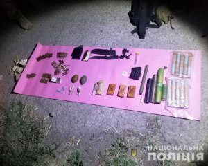 В автомобиле военного полицейские нашли взрывчатку