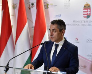 В Україну не пустили держсекретаря Угорщини