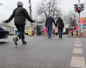 У якому випадку водій не має пропускати пішохода - з&#039;явилося роз&#039;яснення Верховного суду