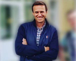 Навального вивели з коми