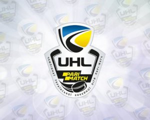 Чемпионат Украины по хоккею приостановили из-за вспышки коронавируса
