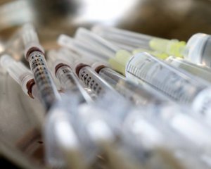 РФ випустила в люди першу партію вакцини від Covid-19