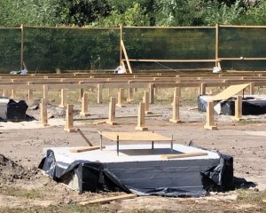 На кладовищі у Бабиному Яру почали будівництво