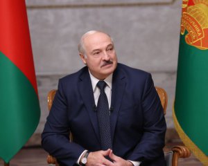 Лукашенко визнав, що затримався на посаді президента