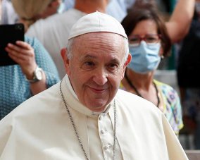 Папа Римський розповів, як ставиться до сексу і їжі