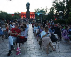 Останні кінопокази просто неба: чим здивує програма