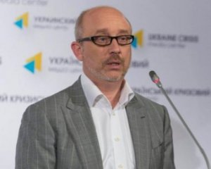 Представители Украины и России сделали разные заявления относительно выборов в Донбассе