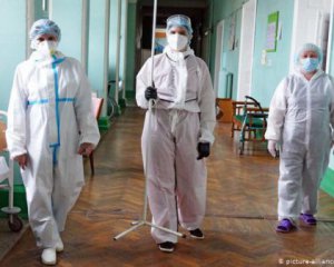 Коронавірус установив новий рекорд смертності в Україні