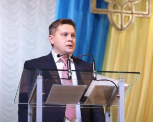 Голова Чернігівської ОДА подав у відставку