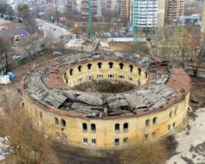 Розпочали реставрацію давньої споруди Києва