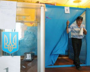 Кабмін затвердив "карантинні" правила для виборів