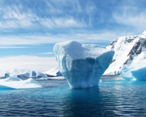 От Гренландии откололся огромный ледник