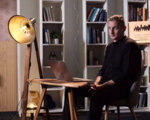 Всю жизнь писал одну книгу - Жадан о последнем украинском футуристе