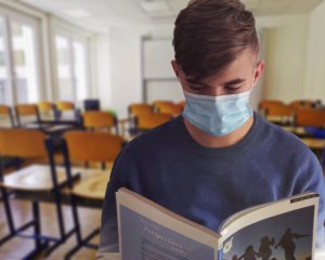 Скільки шкіл та садочків Києва припинили роботу через Covid-19