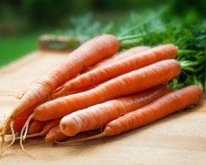 В Украине падают цены на морковь