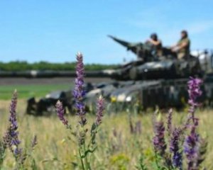 Росія в "перемир'я" перекинула в ОРДЛО "Гради" й вагони з озброєнням