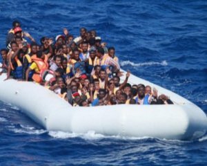 Припливла рекордна кількість човнів із нелегалами