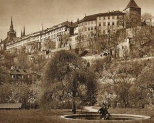 Почали видавати український тижневик у Празі