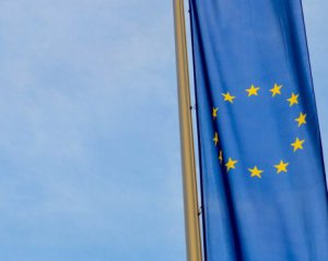 Посол ЕС прокомментировал решение Печерского суда по делу Суркисы - ПриватБанк