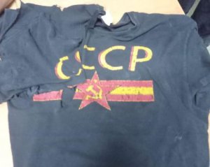 Мужчина носил футболку с советскими символами: ему грозит тюрьма