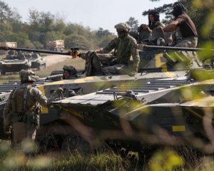 На Донбассе подорвались украинские воины