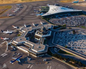 В аэропорту столицы Азербайджана отменили все рейсы