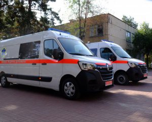 Ferrexpo передала санитарные автомобили медицинским учреждениям Горишних Плавней