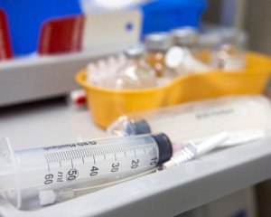 В Україні у продаж надійшла перша партія вакцини від грипу