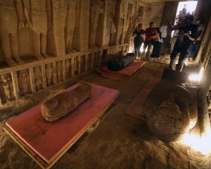 Учені знайшли 59 саркофагів з муміями