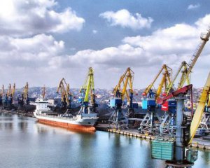 Украинские морпорты нарастили обработку грузов на 3,7%